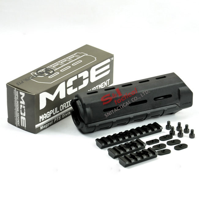 Magpul MOE Handguard Quad Rail System DE with Tri-rail BK